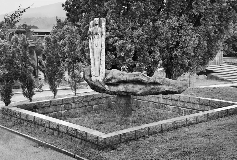 1945 47 monumento caduti fallen turin carlo mollino